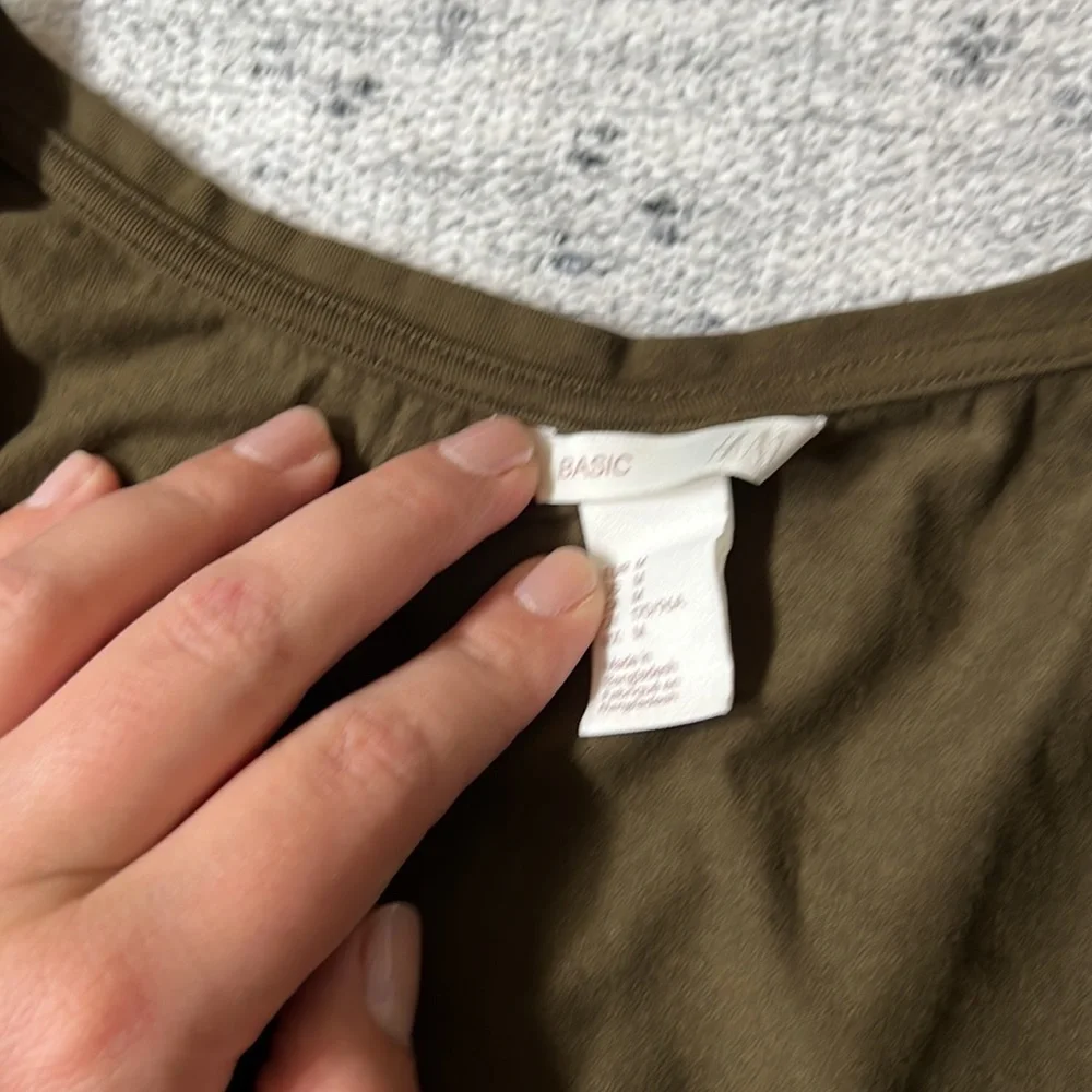 H&M Basic Army Green Bodycon Dress - Picture 2 of 3